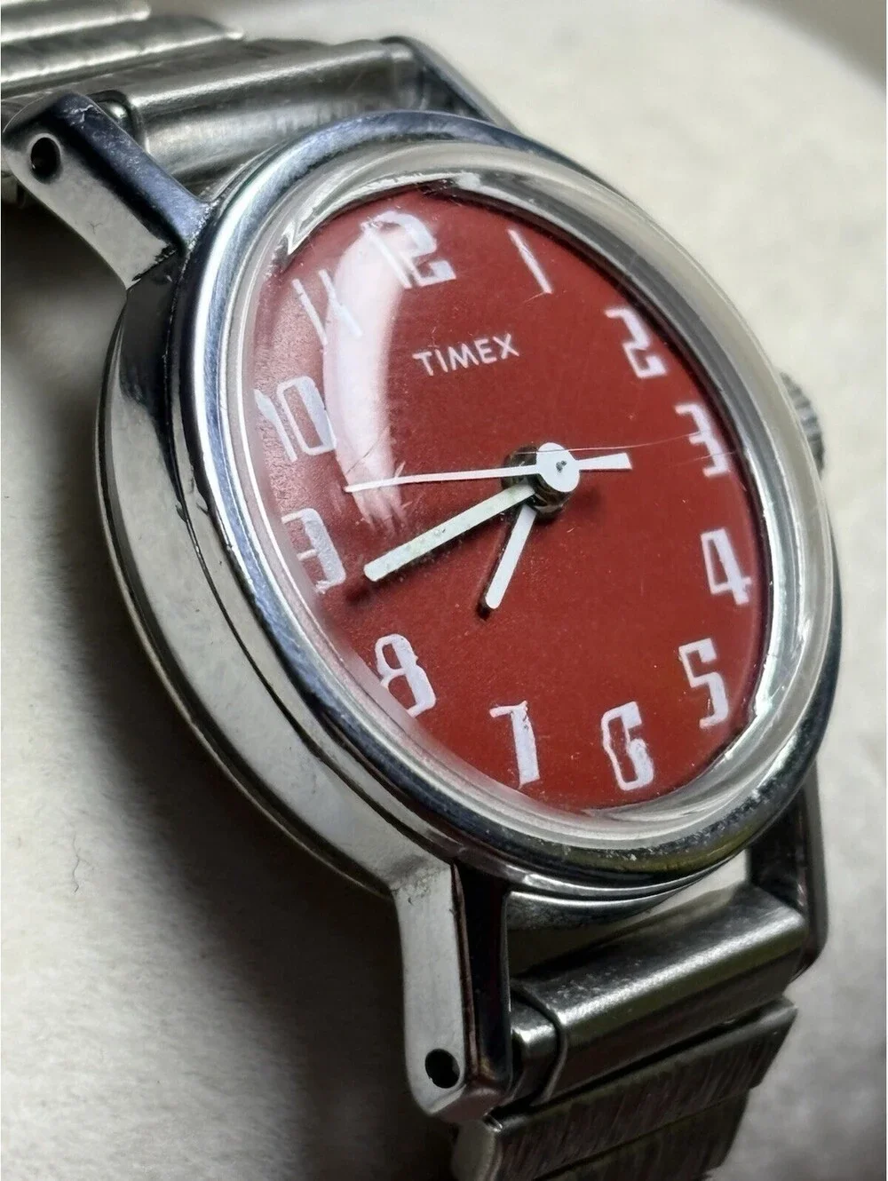 Timex Analog Wristwatch Red Dial Arabic Numerals Silver Stretch Bracelet